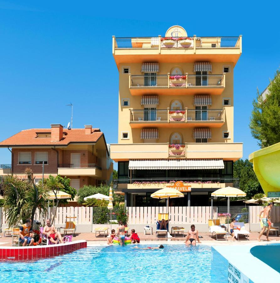 Hotel Caravel B&B Misano Adriatico Exteriör bild